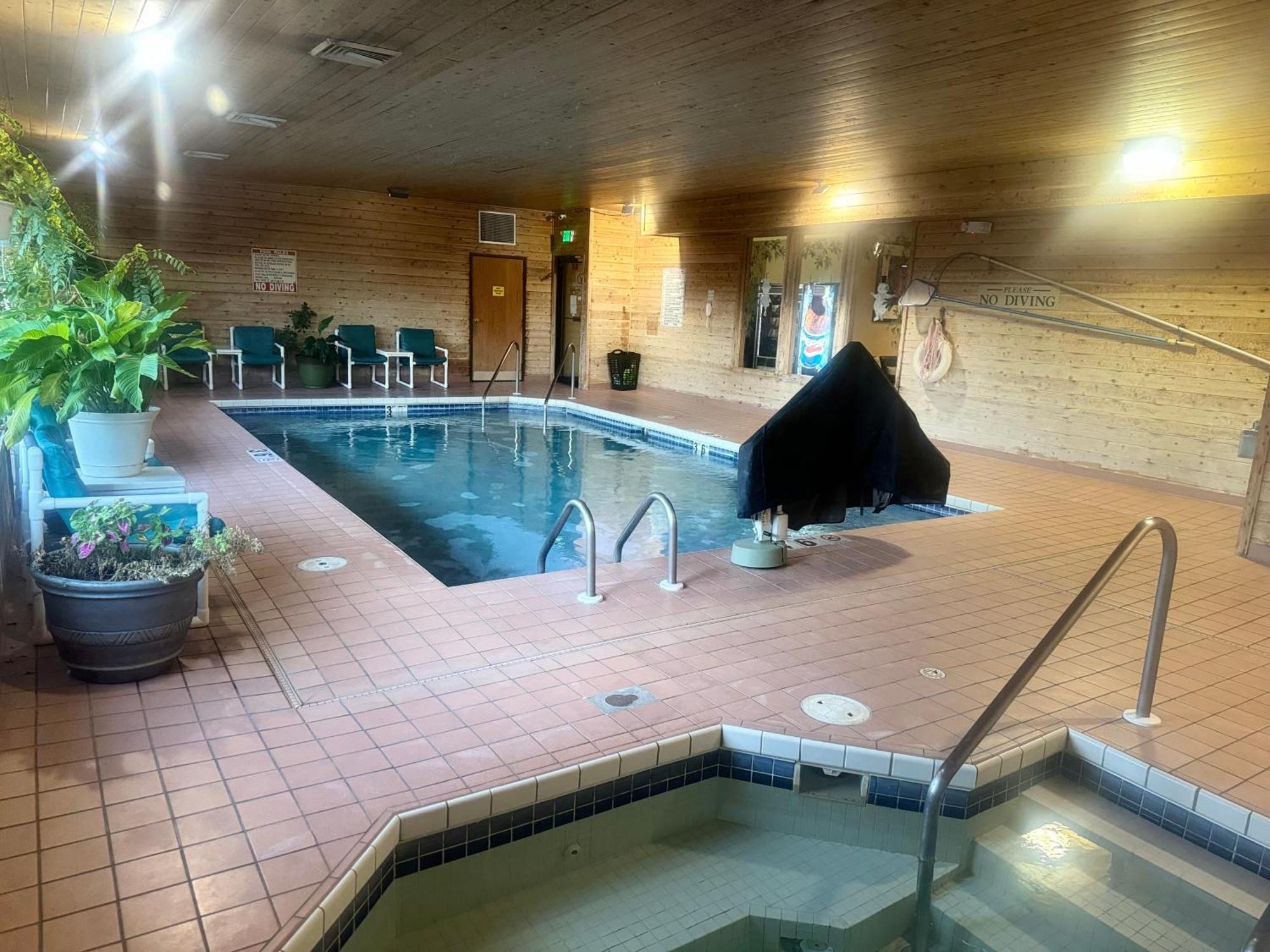 ซูเปอร์ 8 บาย วินด์แฮม สปาร์ตา Motel Sparta ภายนอก รูปภาพ
